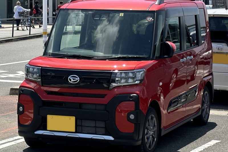 kei car daihatsu tanto